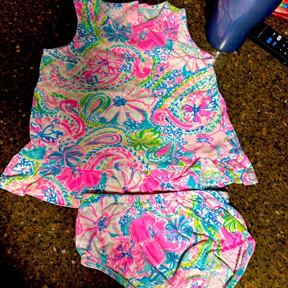 Lilly Pulitzer matching. Baby set
